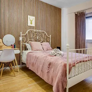  Apartament Niceapart Near Old Town Polska