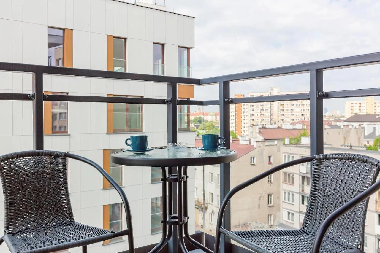 Apartament Dom przy Okrzei by Renters Prestige Warszawa Polska